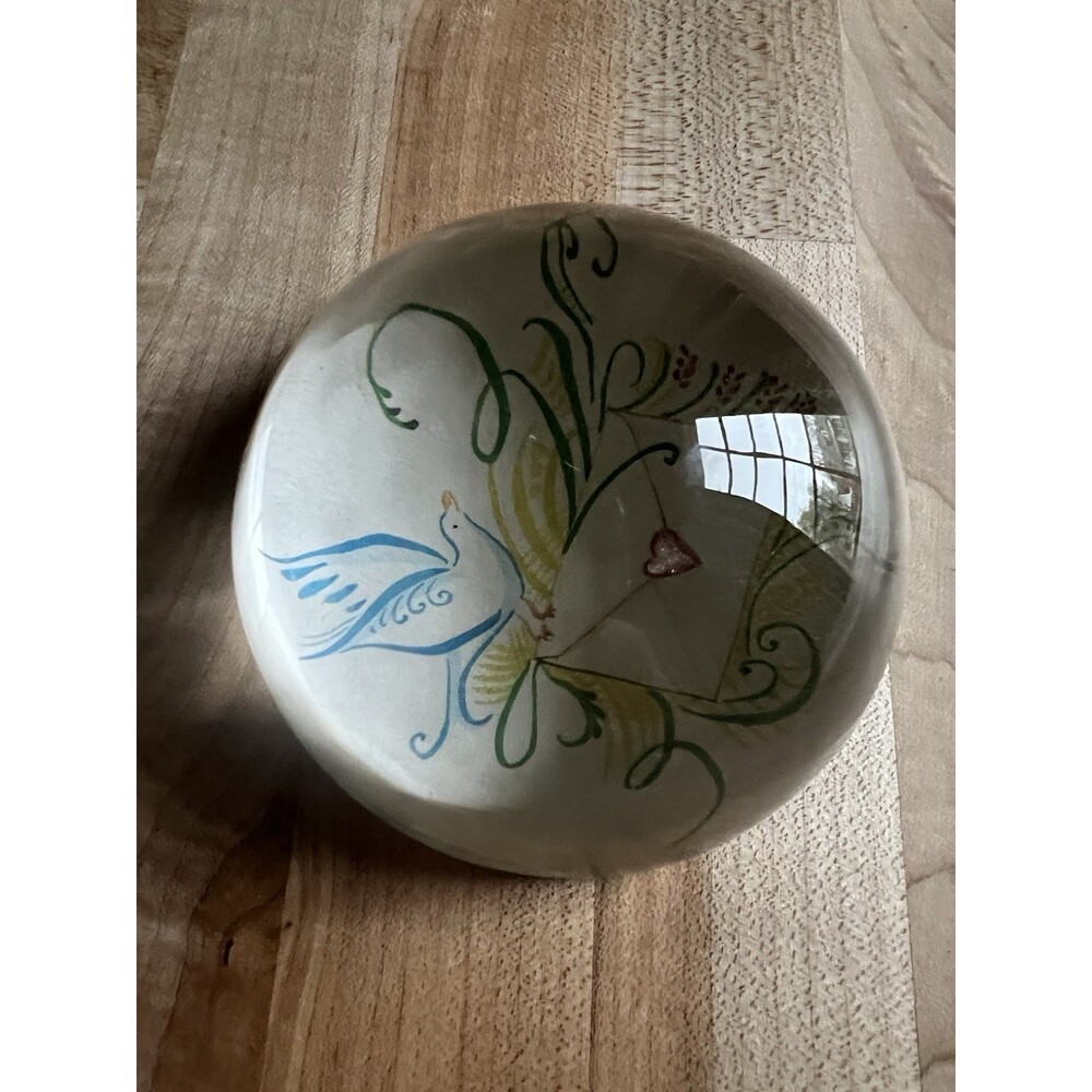 Karen Adam’s Designs Glass Dome Paperweight Signed Dove Love Letter 3.75" Wide - Picture 2 of 8
